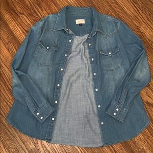 Denim snap pearl long sleeve shirt